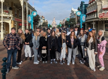 Photo of travel students at Disneyland Paris