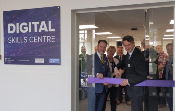 Gavin Williamson opening Digital Skills Centre