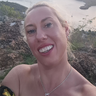 Photo of Evette Jones
